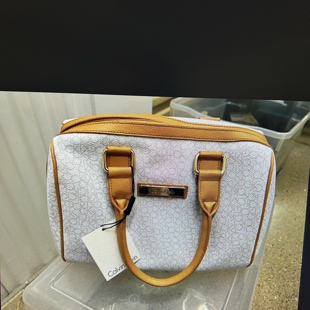 Calvin Klein Purse - H2RD3212 *NEW*